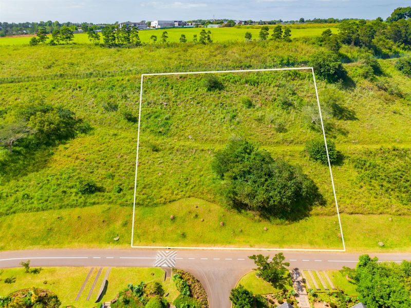 Prime Piece Of Land With Breathtaking Views - Photo 10