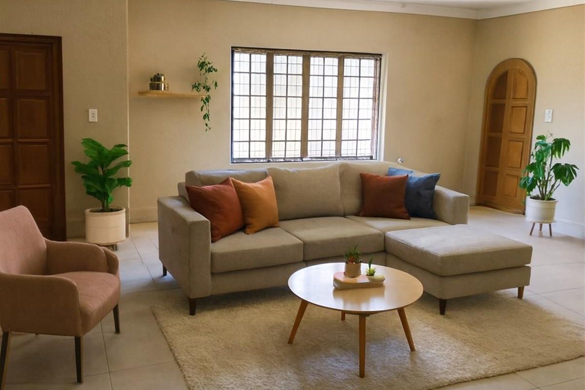 INTERESTED INVESTORS MIXED RESIDENTIAL ON A MASSIVE STAND HUGE HOUSE PLUS  7 UNIT A COMPLEX - Photo 3