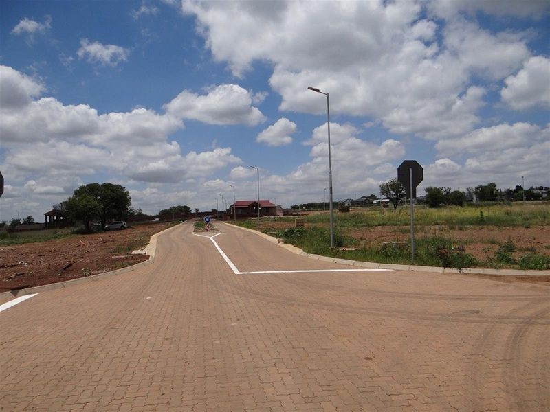 House For Sale in Heritage Hill, Centurion - Photo 4
