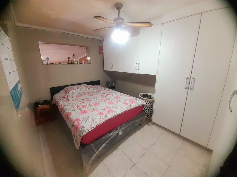 Extended House with 7 Bedrooms and 2 Outbuildings For Sale in Trenance Manor, Phoenix, KwaZulu Natal - Photo 10