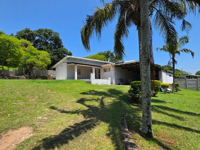 Four bedroom home for sale in Uvongo, Margate, KwaZulu Natal - Photo 7