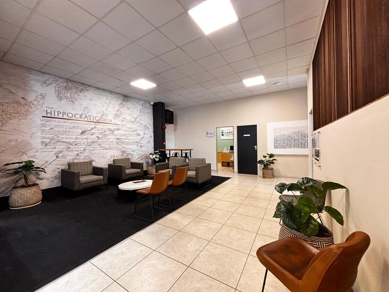 Helath/ medical Office To Rent in Milnerton - Photo 8