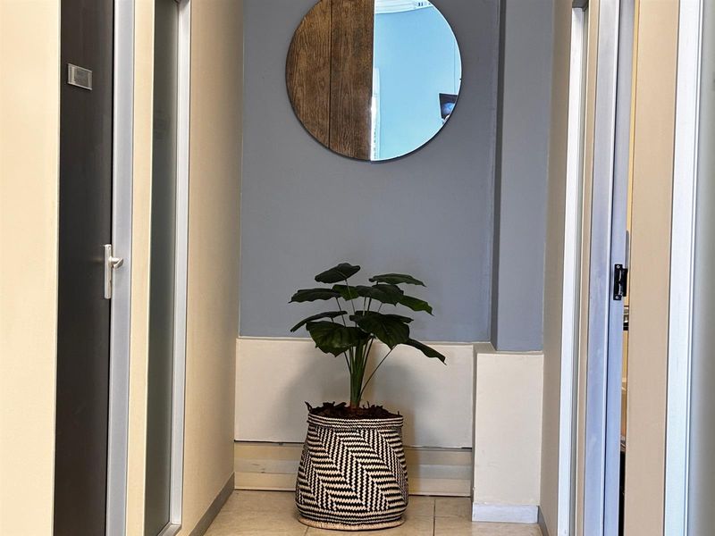 Helath/ medical Office To Rent in Milnerton - Photo 5