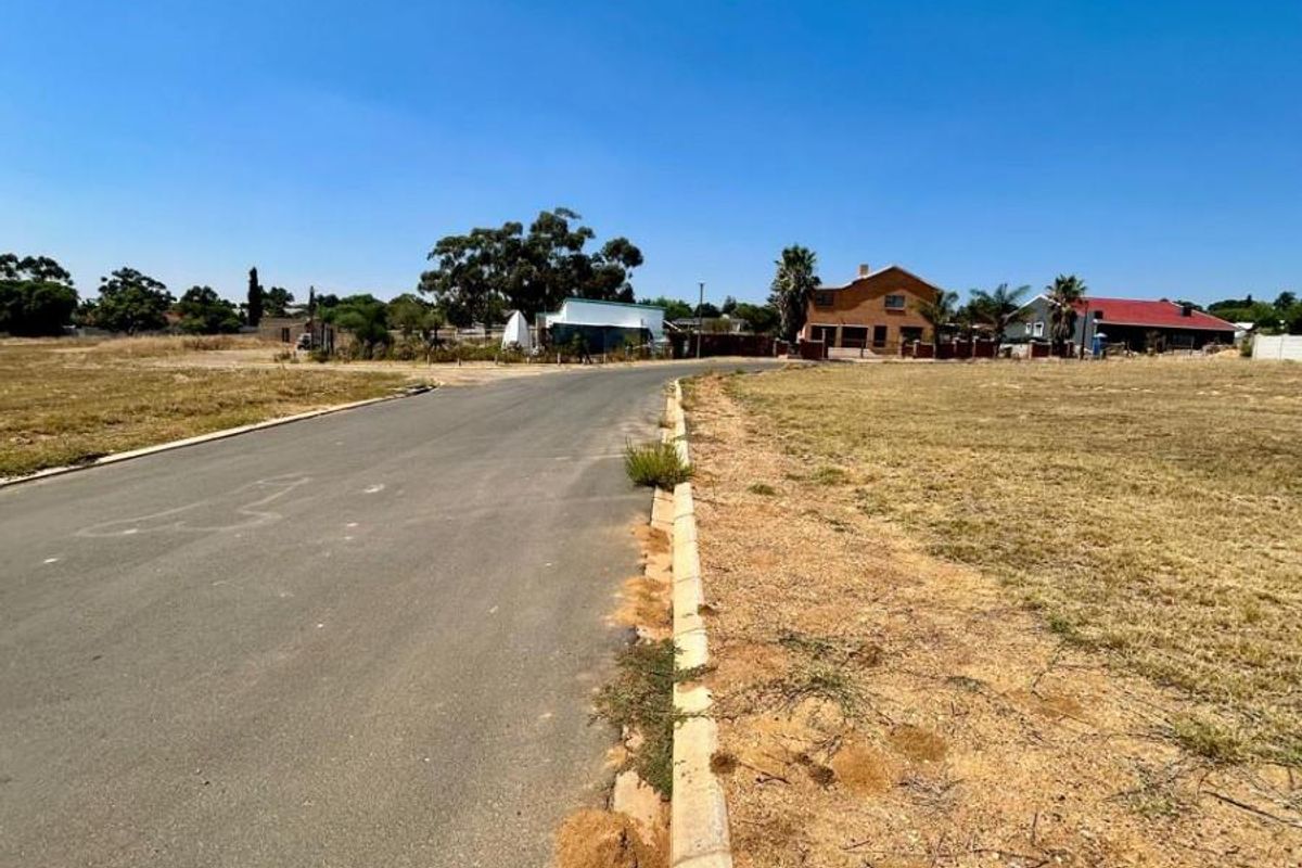 Rare Extra-Large Vacant Plot - Ideal Build and Resell Investment - Photo 5