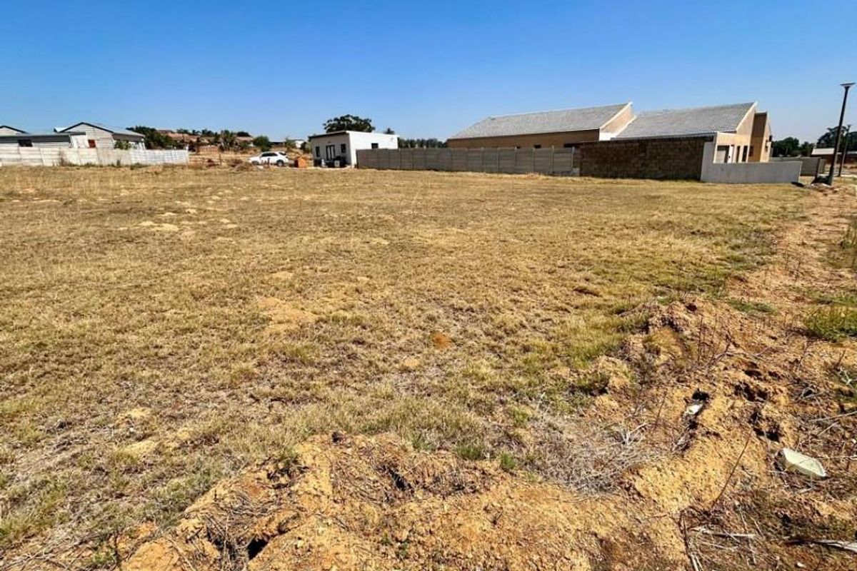 Rare Extra-Large Vacant Plot - Ideal Build and Resell Investment - Photo 4