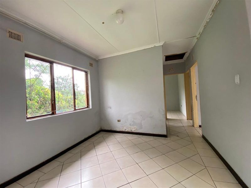 Reduced!!! House For Sale in Kwandengezi, Pinetown, KwaZulu Natal - Photo 7