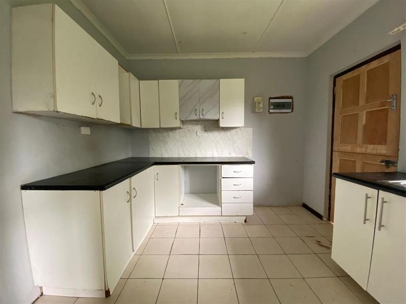 House to Rent in Kwandengezi, Pinetown, KwaZulu Natal: 4500 - Photo 3