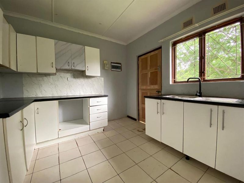 House to Rent in Kwandengezi, Pinetown, KwaZulu Natal: 4500 - Photo 2