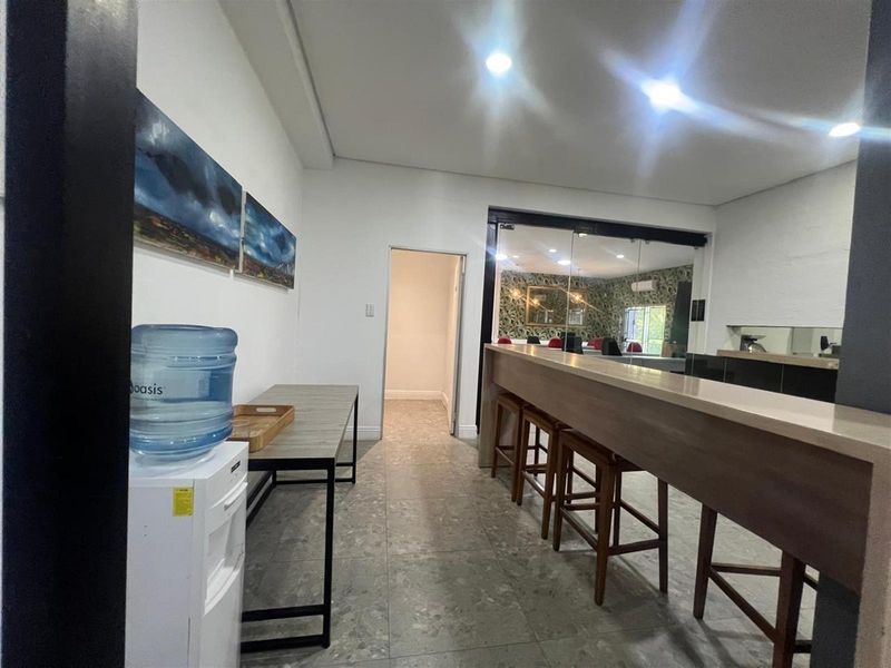 Fully Furnished Office To Rent in Kyalami AH, Midrand - Photo 8