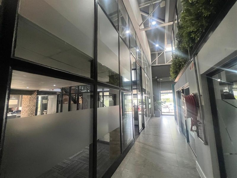 Fully Furnished Office To Rent in Kyalami AH, Midrand - Photo 3