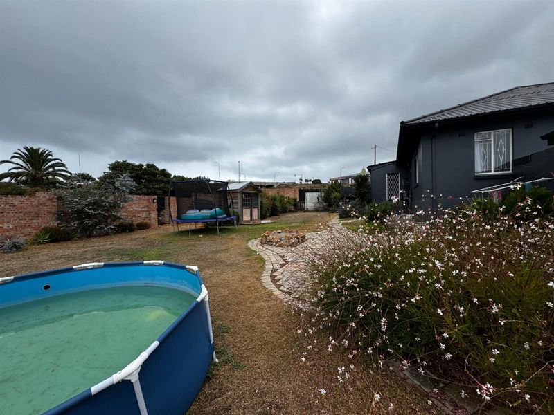 House For Sale in Mossel Bay Central, Mossel Bay - Photo 4