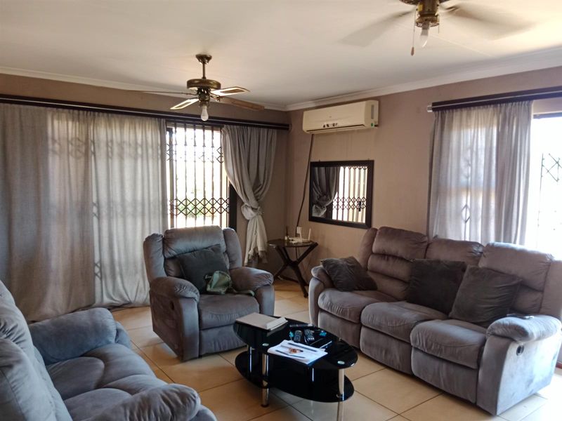 House For Sale in Newlands West, KwaZulu Natal - Photo 7