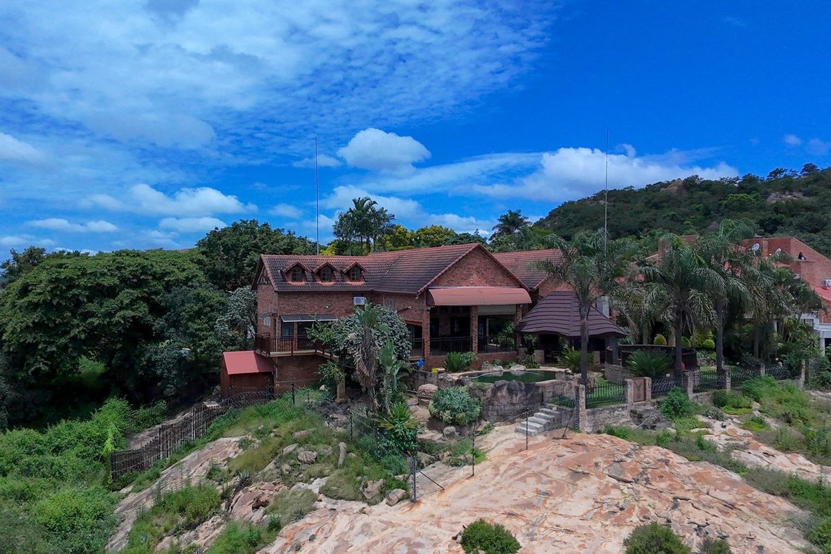 House For Sale in Steiltes, Nelspruit - Photo 3