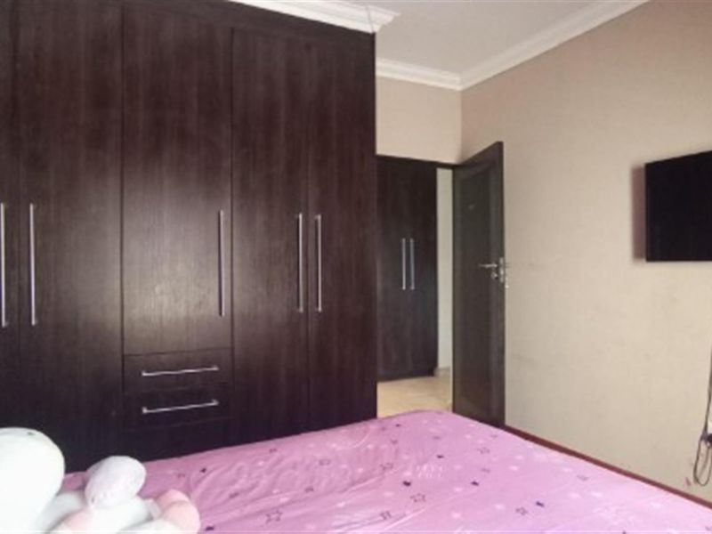 4 Bed House For Sale in Amberfield Valley, Centurion - Photo 10