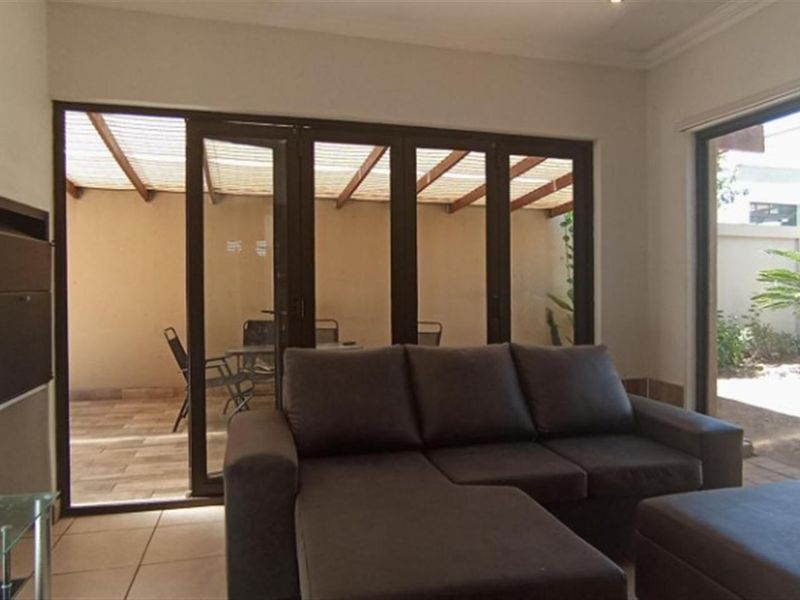 4 Bed House For Sale in Amberfield Valley, Centurion - Photo 7