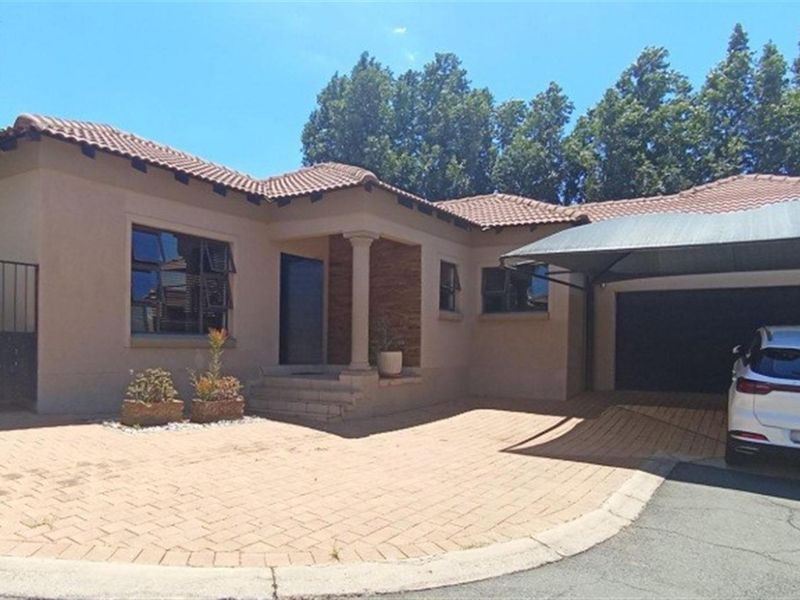 4 Bed House For Sale in Amberfield Valley, Centurion - Photo 3