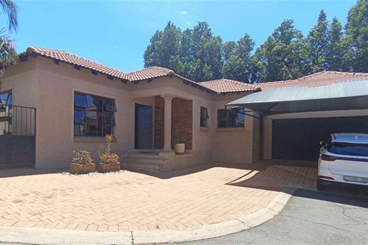 4 Bed House For Sale in Amberfield Valley, Centurion - Photo 3