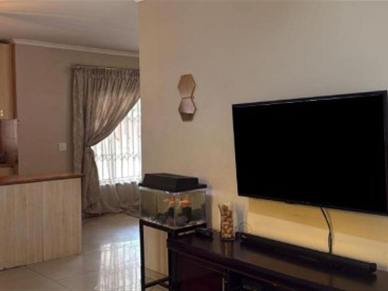 House For Sale in The Reeds, Centurion - Photo 6