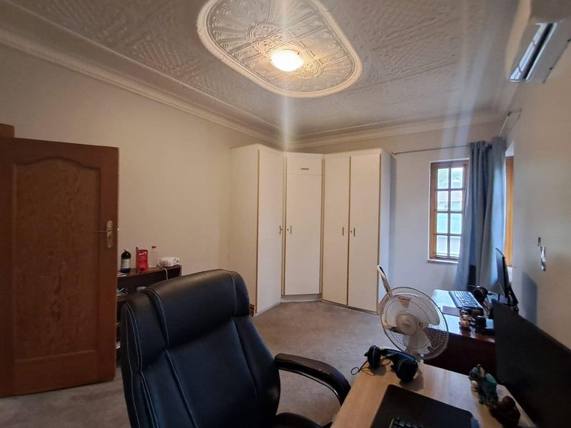 House For Sale in Orange Grove, Johannesburg - Photo 10