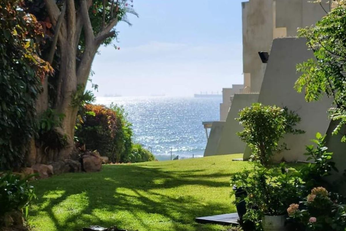 Ground floor, No stairs, Simplex For Sale in Umhlanga, Durban - Photo 2