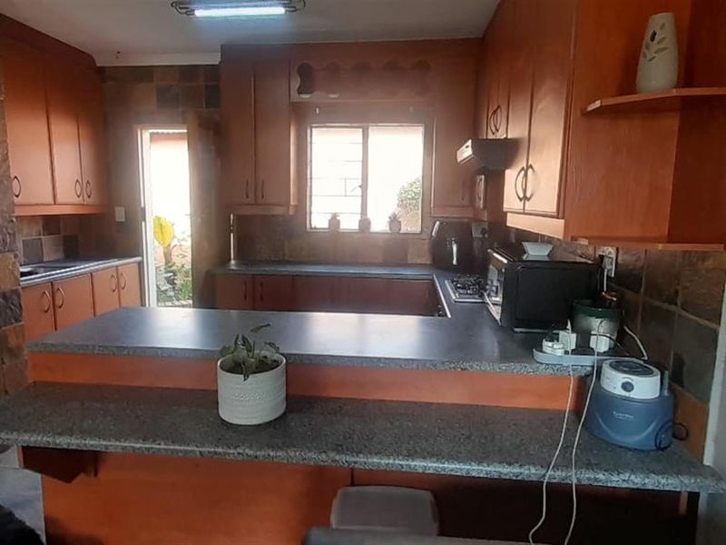 Commercial property For Sale in Krugersdorp Central, Krugersdorp - Photo 2