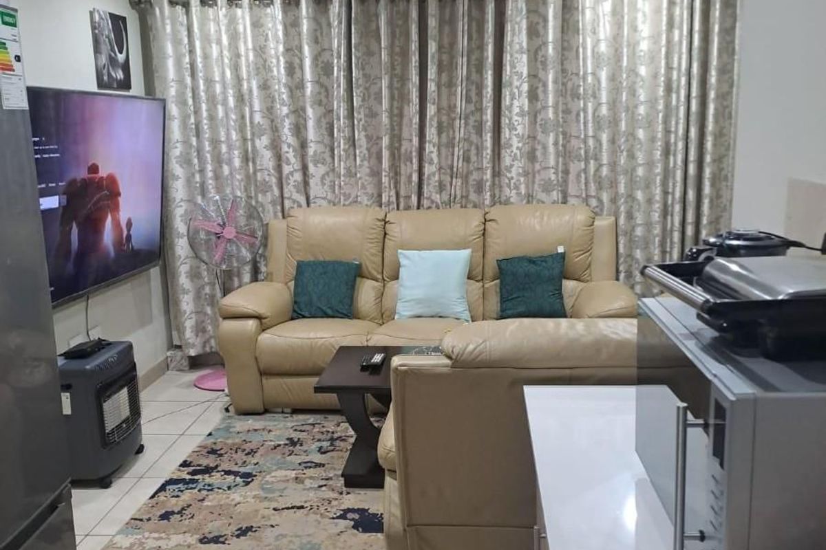 Modern Three Bedroom House For Sale in Leopard's Rest Security Estate, Albertsdal, Alberton - Photo 5