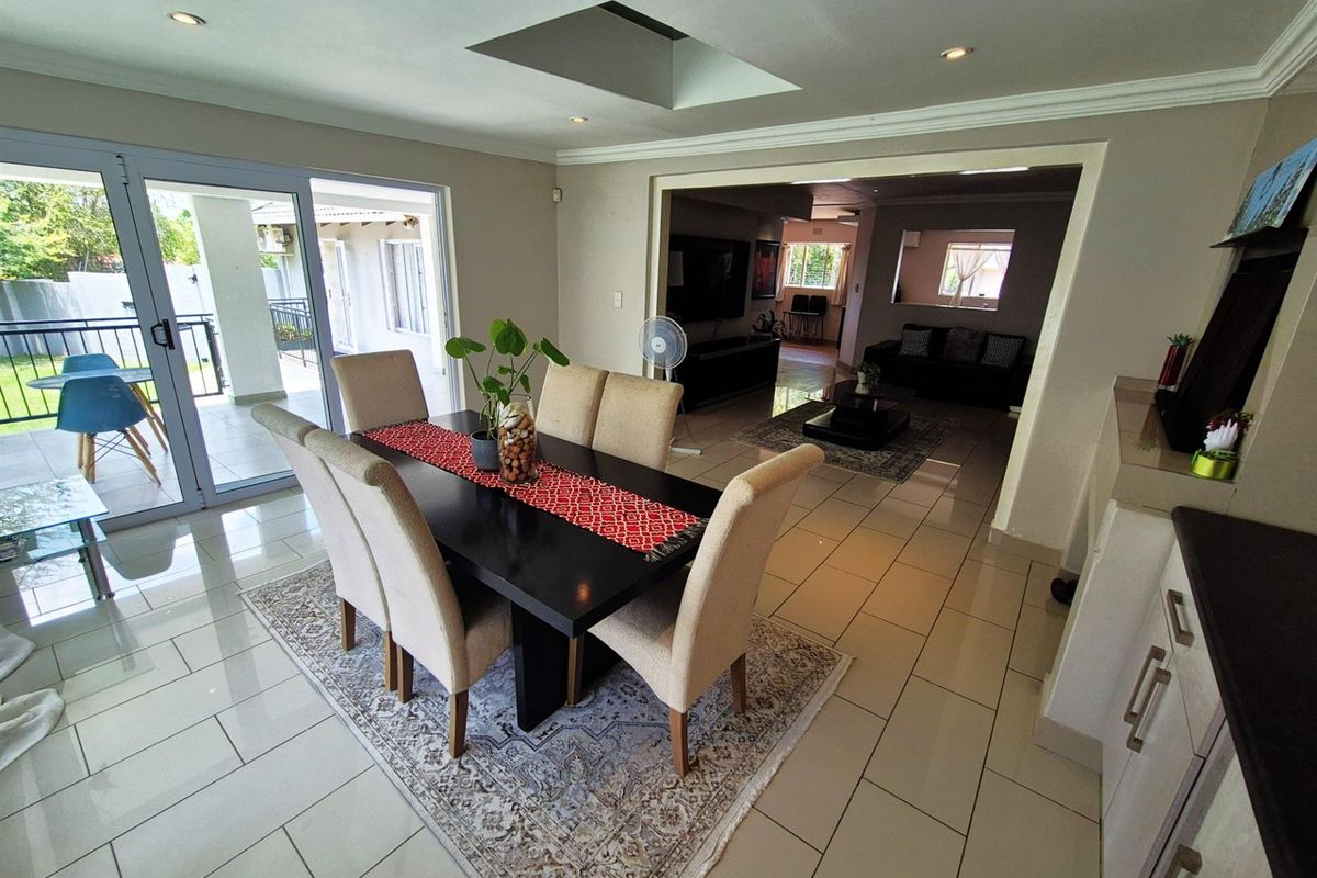 House For Sale in Olivedale, Randburg - Photo 5