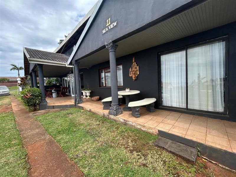 House For Sale in Sunwich Port, KwaZulu Natal - Photo 4