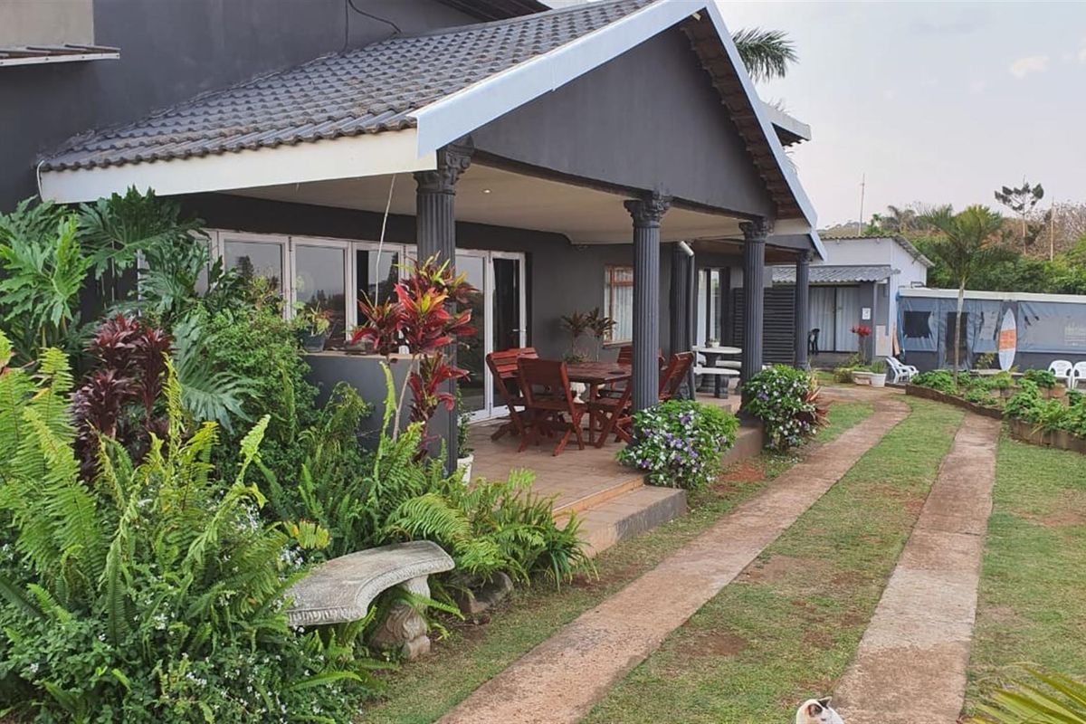 House For Sale in Sunwich Port, KwaZulu Natal - Photo 5