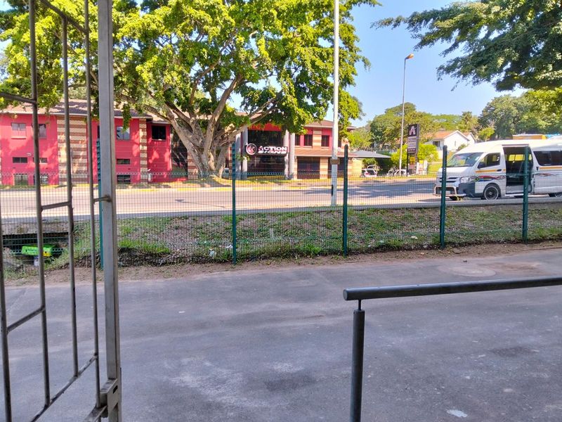Road frontage Retail Space To Rent in Westmead, Pinetown, KwaZulu Natal - Photo 6