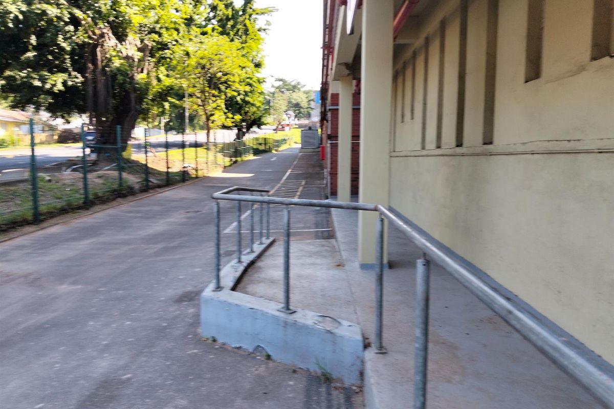 Road frontage Retail Space To Rent in Westmead, Pinetown, KwaZulu Natal - Photo 5