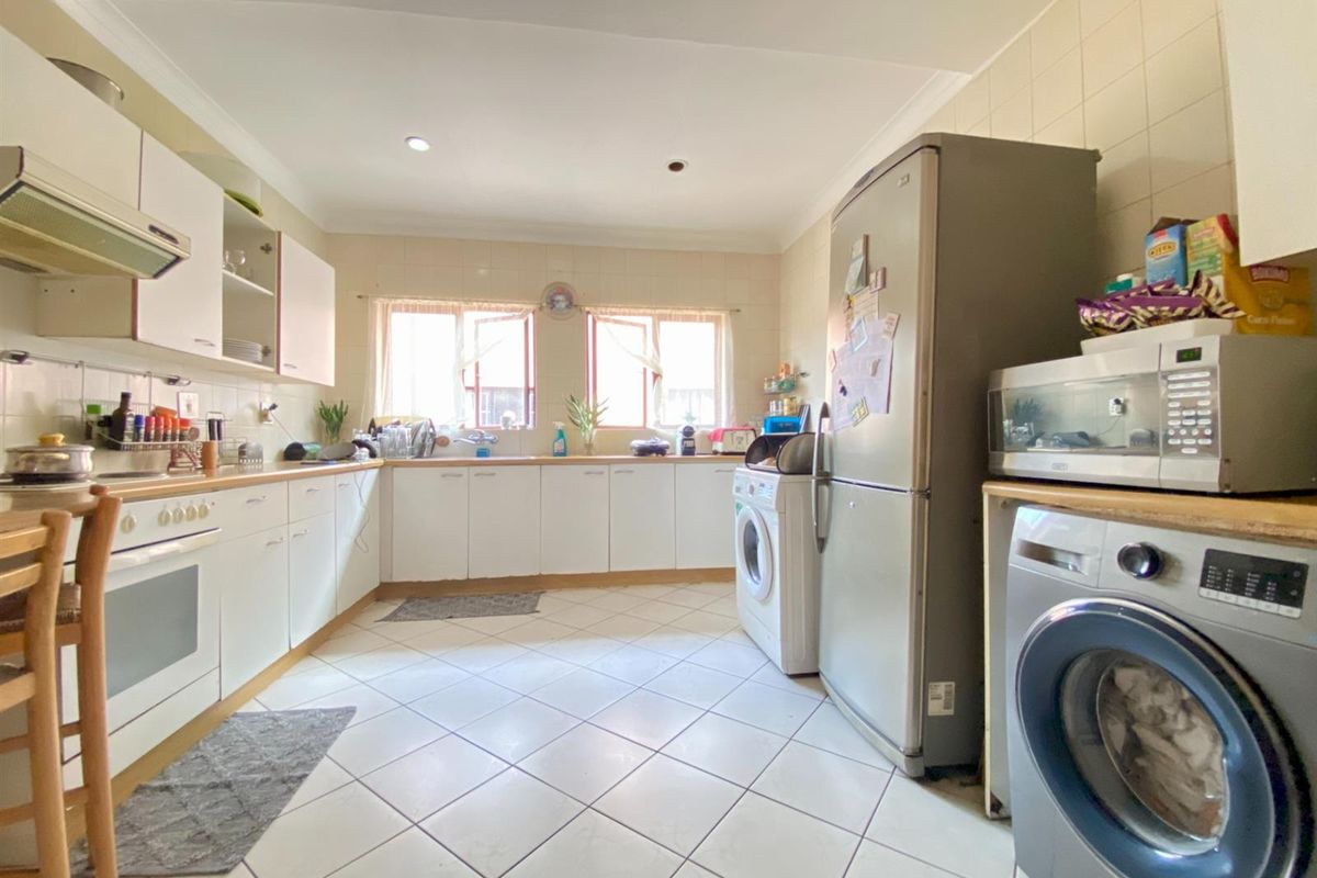 Apartment For Sale in Buurendal, Germiston - Photo 3