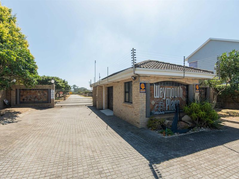 Secure Living in Weymouth Place - Photo 2