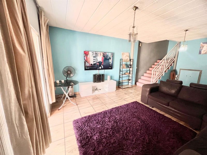 Apartment For Sale in Windsor East, Randburg - Photo 2