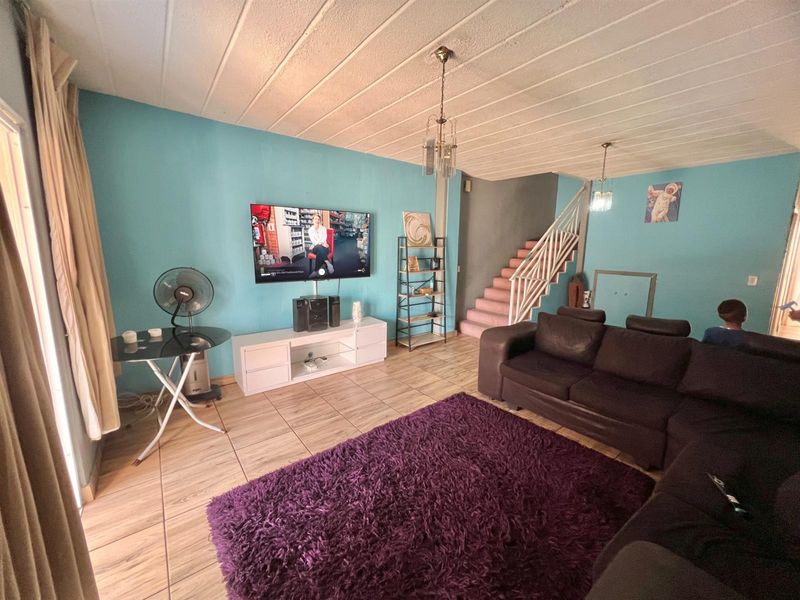 Apartment For Sale in Windsor East, Randburg - Photo 1