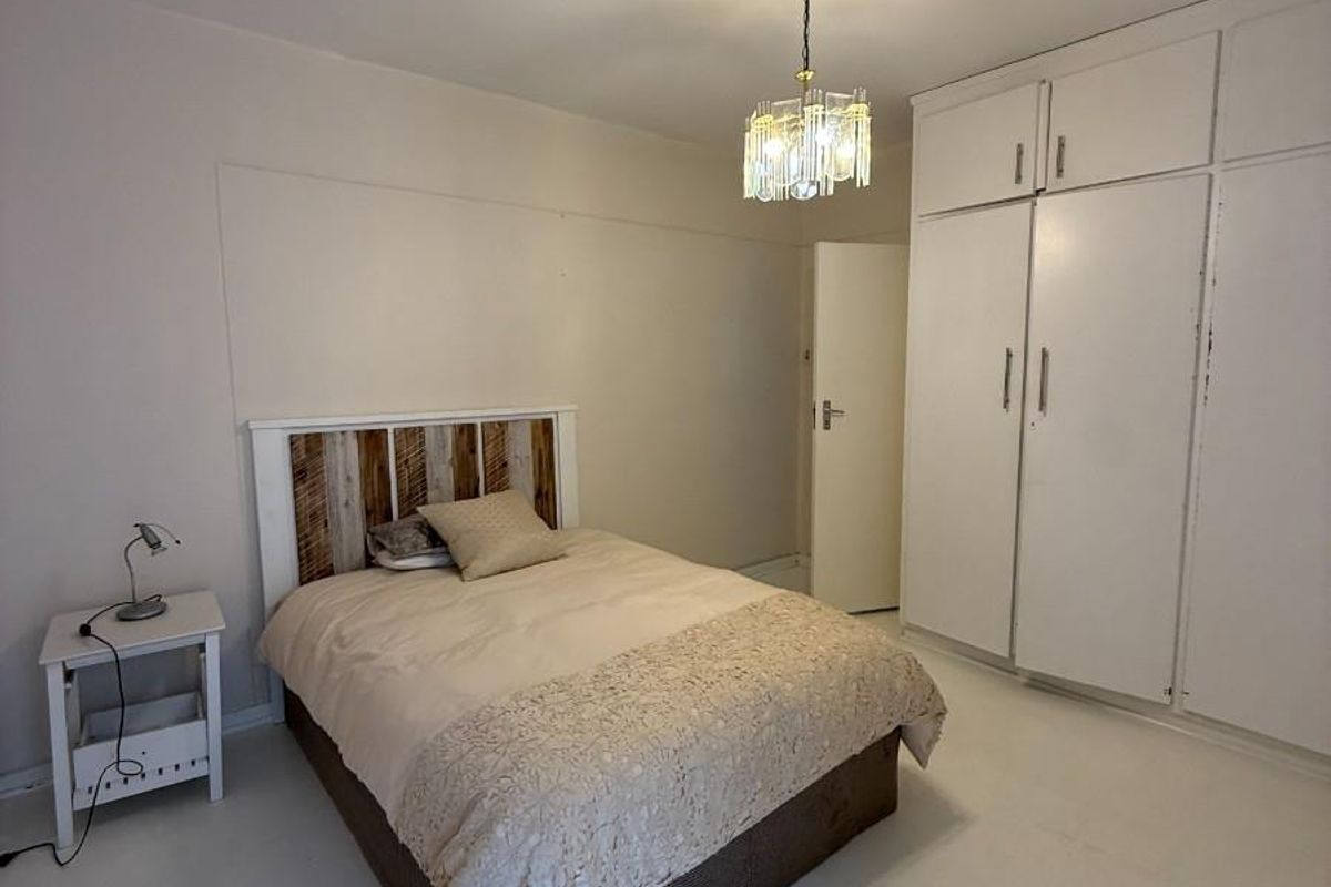 Fully Furnished Student Accommodation - Humewood - Photo 2