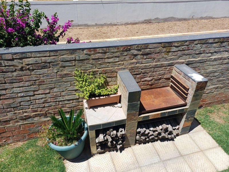 House For Sale in Stilbaai Wes, Stilbaai - Photo 5