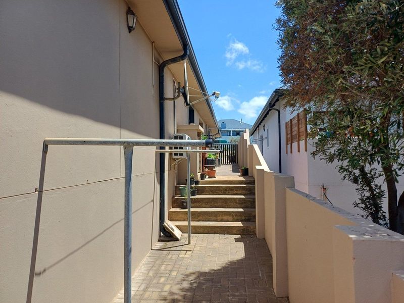 House For Sale in Stilbaai Wes, Stilbaai - Photo 8