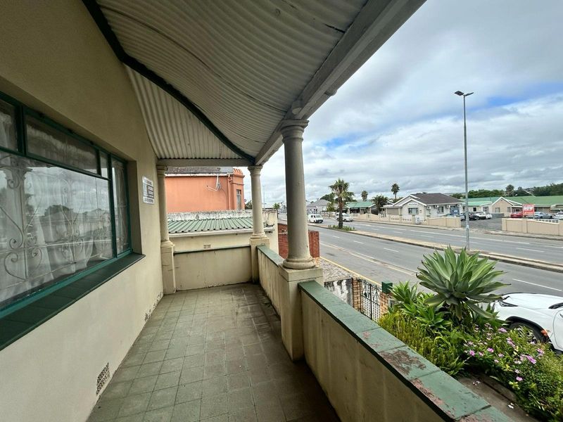 Charming Old Colonial Home for Sale - King Williamstown - Photo 2