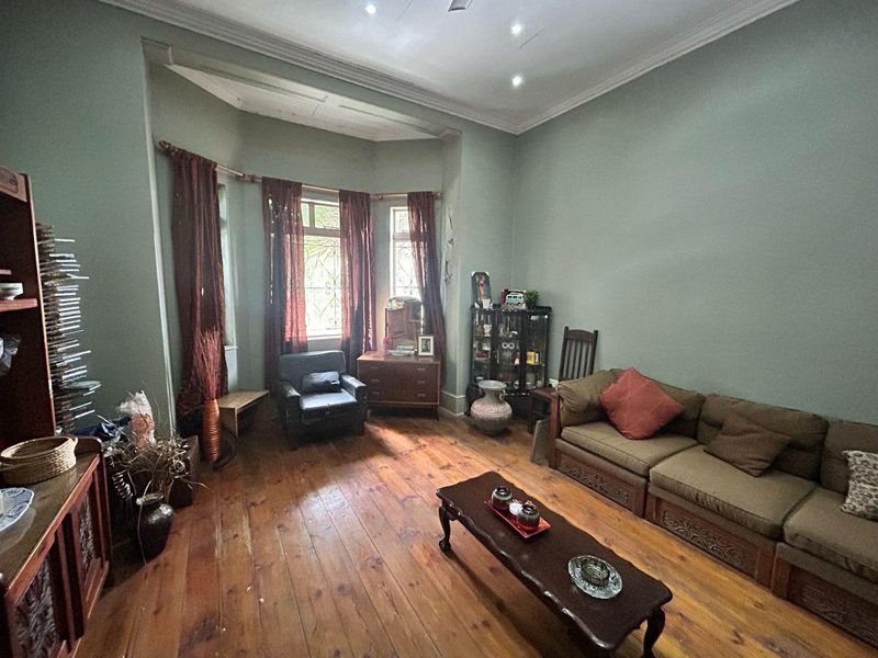 Charming Old Colonial Home for Sale - King Williamstown - Photo 4