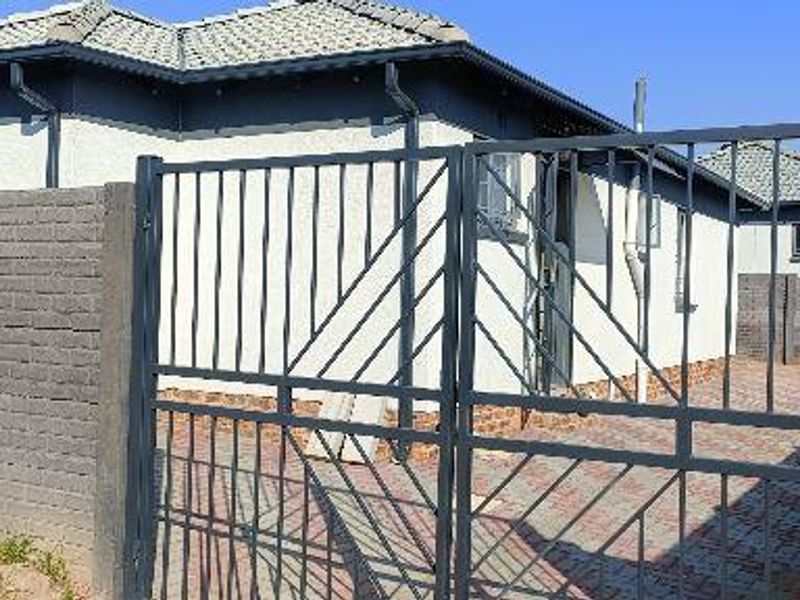 3 Bedroom House For Sale in Rayton - Photo 1