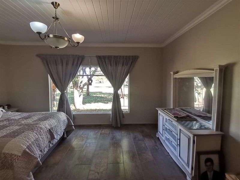 21 ha Smallholding near Radium Bela Bela for sale - Photo 4