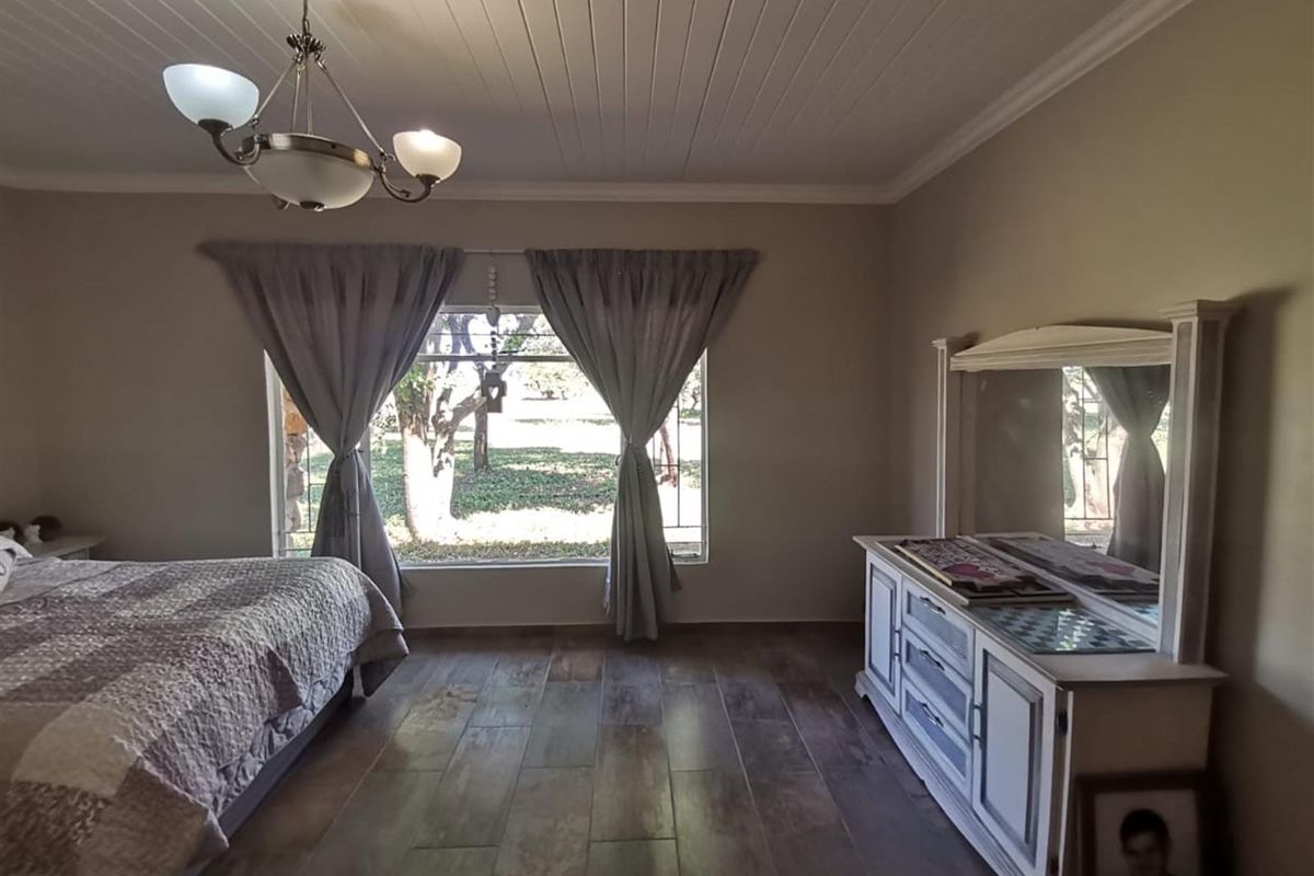 21 ha Smallholding near Radium Bela Bela for sale - Photo 4