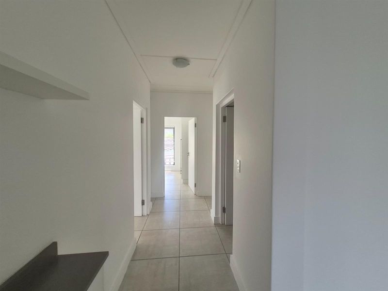 3 bedroom Apartment on 1st floor for Sale in Polofields Lifestyle Estate, Waterfall, Midrand - Photo 10