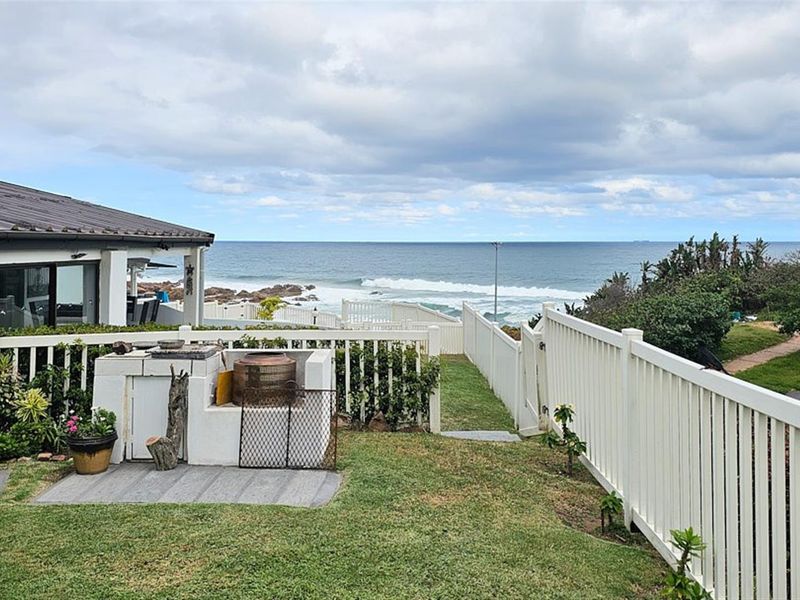 Stunning 2 Bedroom Beach Townhouse - Photo 3