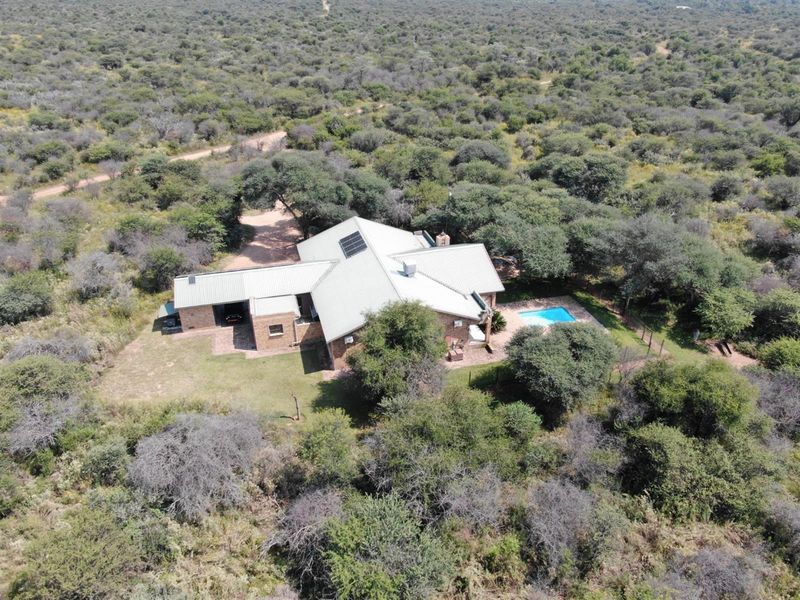 Exquisite fully furnished 4-bedroom home in a prestigious Nature Estate - Photo 2