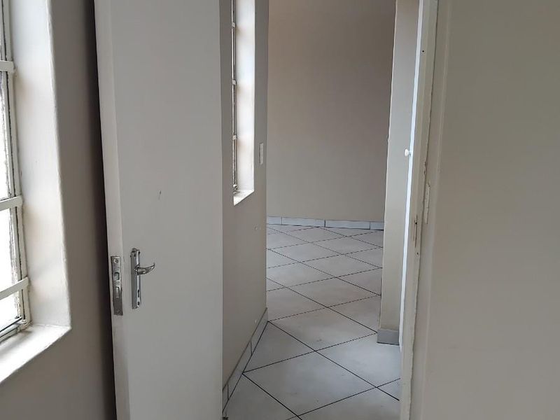 Charming Fixer-Upper with Endless Potential for Sale - Photo 9