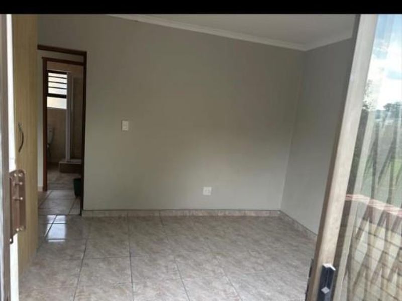 Apartment To Rent in Fourways, Sandton - Photo 5