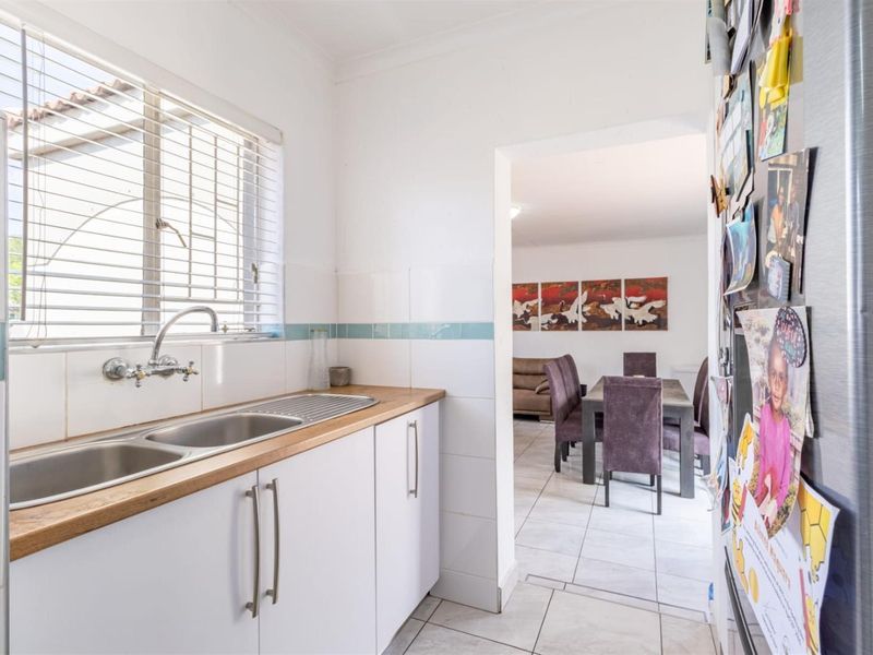 3 Bed House For Sale in Rooihuiskraal North, Centurion - Photo 6