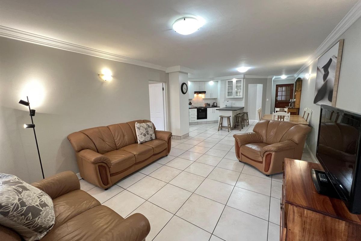 Apartment For Sale in Marina Martinique, Jeffreys Bay - Photo 5